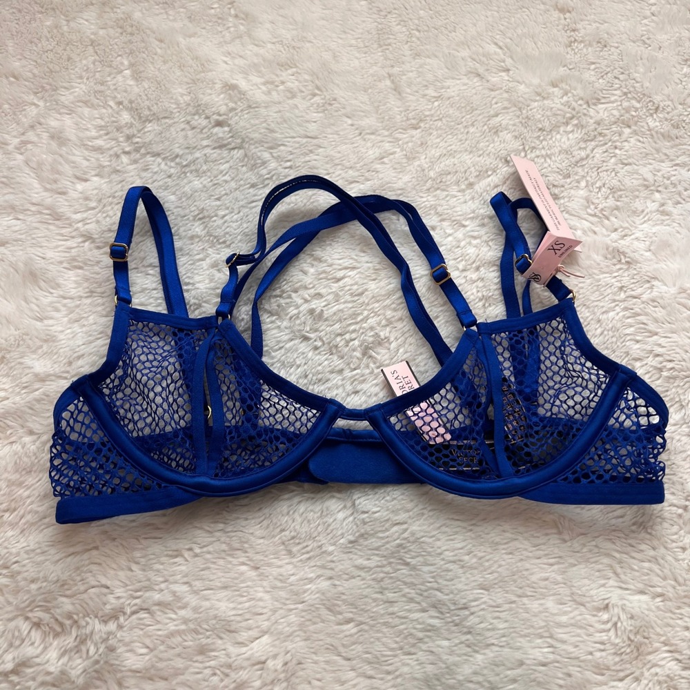 Victorias Secret Very Sexy Blue Fishnet Caged Demi Bra Size XS 11221813 54M6 NEW